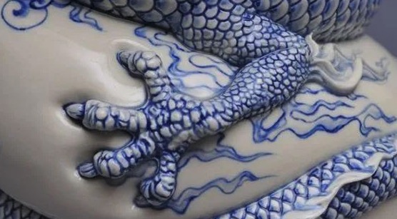 沒錯(cuò)！那兩條龍我移走了！
